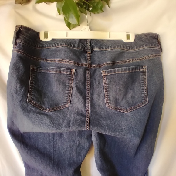 Torrid Denim Jeans Womens Size 20S Slim Fit Tappered Leg Reg Fit Zip - Picture 6 of 10